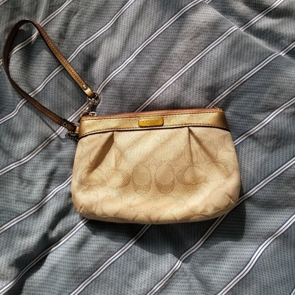 Coach Clutch/ Wristlet